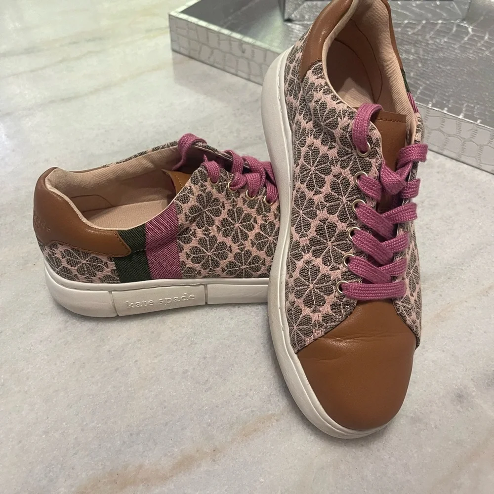 Kate Spade ♠️ Flower Jacquard Keswick Sneakers ... - Picture 7 of 12